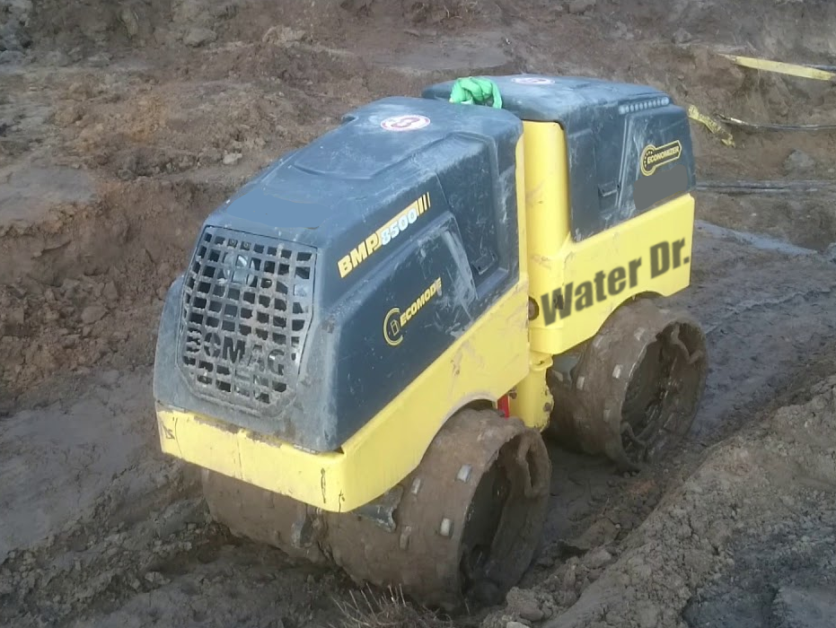 Water Dr. Bomag Trench Compactor, Calgary, AB